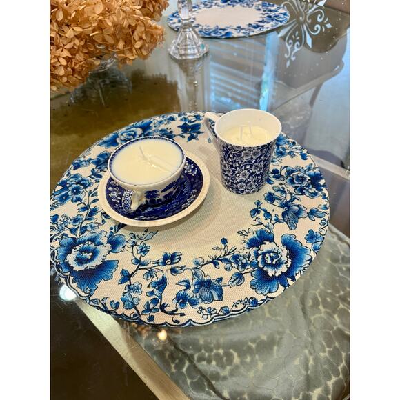Lemon Bergamot , Sea Breeze Candle in a spode blue and white teacup - Picture 4 of 7